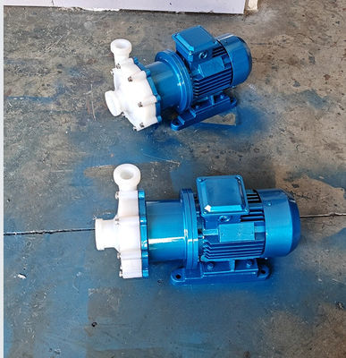 Good price Pompa centrifuga a trascinamento magnetico con involucro in ferro e componenti a contatto con il fluido in plastica fluorurata in linea